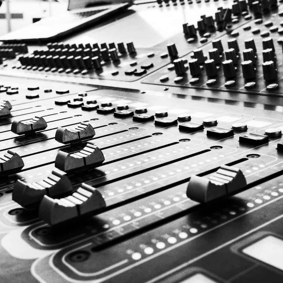 audio engineering expert testimony