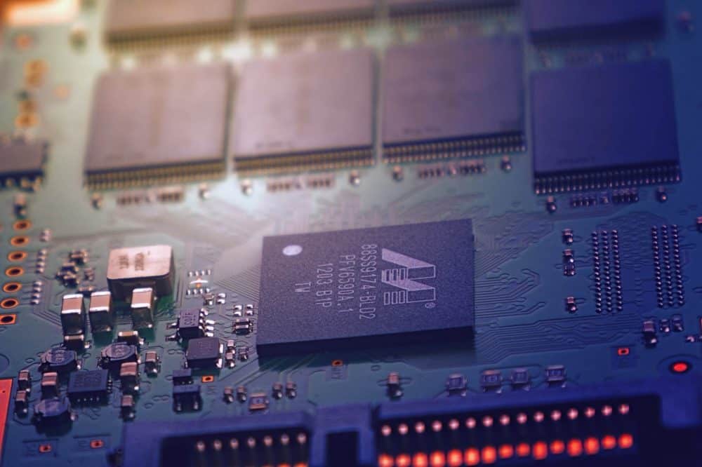 Integrated Circuit Integrated Circuit