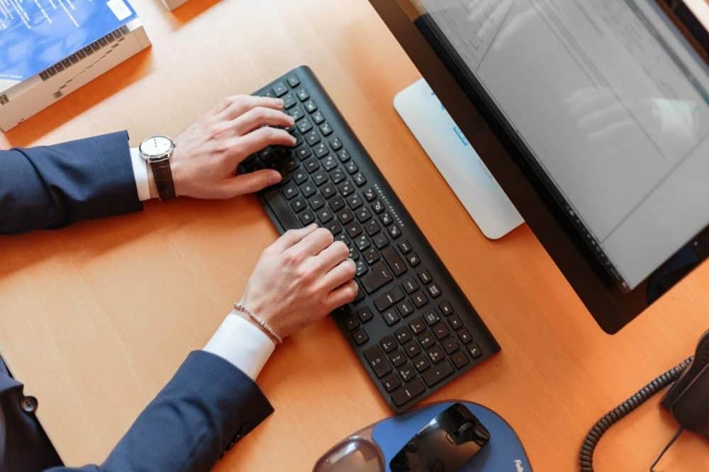 user authentication expert testimony