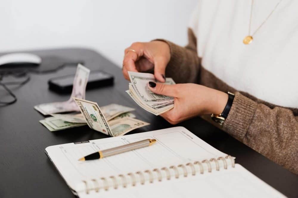 compensation plans expert testimony